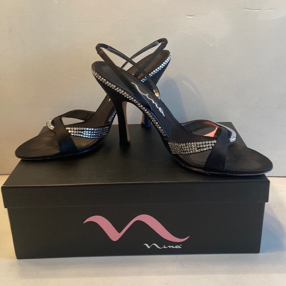 Nina elegant black satiny leather sole heels with silver bling  8 1/2